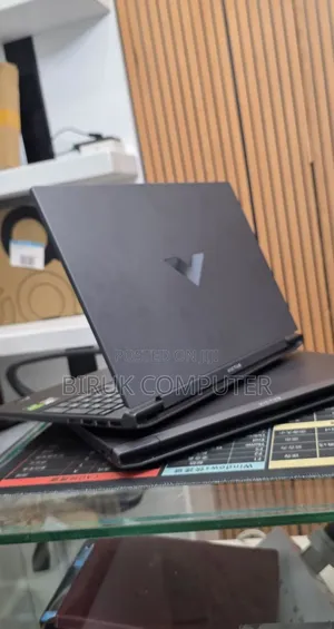 New Laptop HP Victus 16 16GB AMD Ryzen 7 SSD 512GB