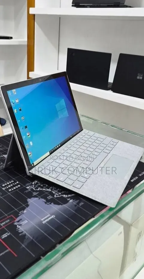 New Laptop Microsoft Surface Pro 6 8GB Intel Core i5 SSD 256GB