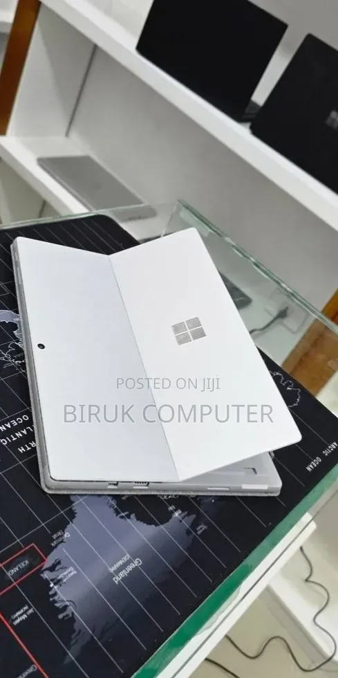 New Laptop Microsoft Surface Pro 6 8GB Intel Core i5 SSD 256GB
