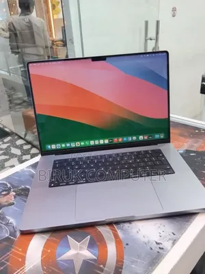 New Laptop Apple MacBook Pro 2021 M1 Max 64GB Apple M1 Max SSD 1T