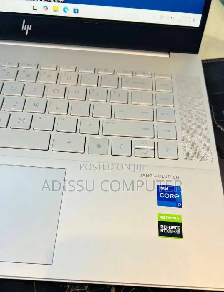 New Laptop HP Envy 13 16GB Intel Core i7 SSD 512GB