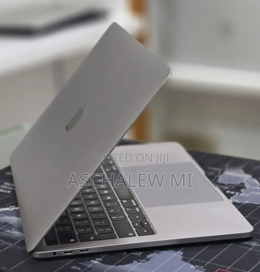 New Laptop Apple MacBook Pro 2019 16GB Intel Core i7 SSD 1T