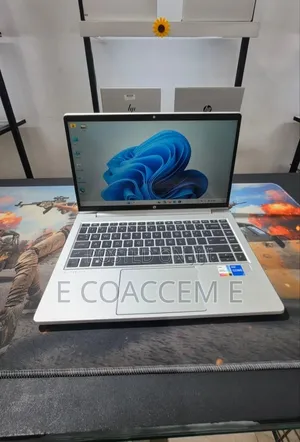 New Laptop HP EliteBook 640 G10 16GB Intel Core i7 SSD 1T
