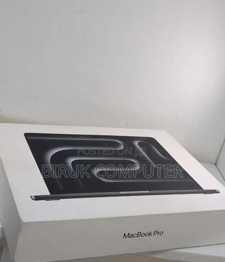 New Laptop Apple MacBook Pro 2024 M4 24GB Apple M4 Pro SSD 1T