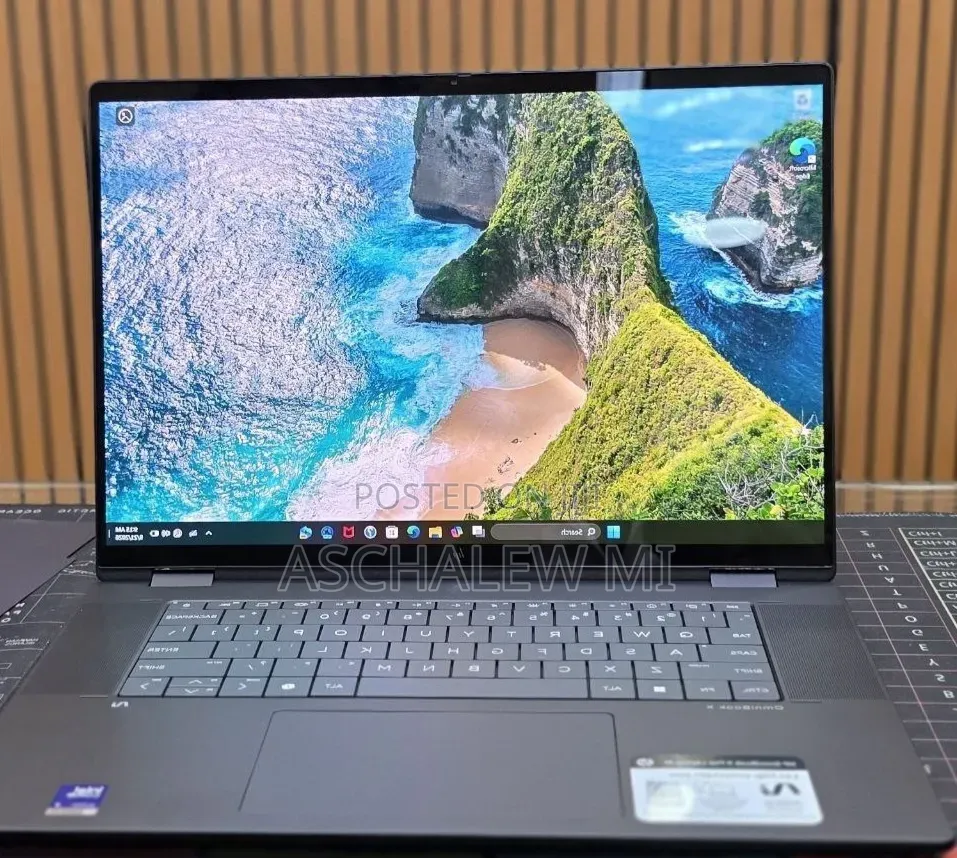 New Laptop HP OmniBook 5 16" 32GB Intel Core Ultra 9 SSD 2T