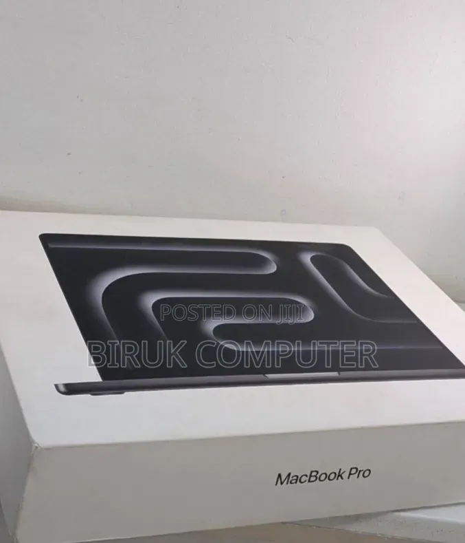 New Laptop Apple MacBook Pro 2024 M4 24GB Apple M4 Pro SSD 1T