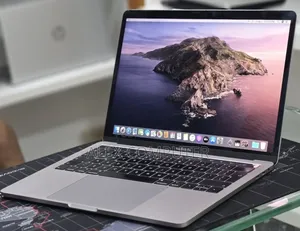 New Laptop Apple MacBook Pro 2019 16GB Intel Core i7 SSD 1T