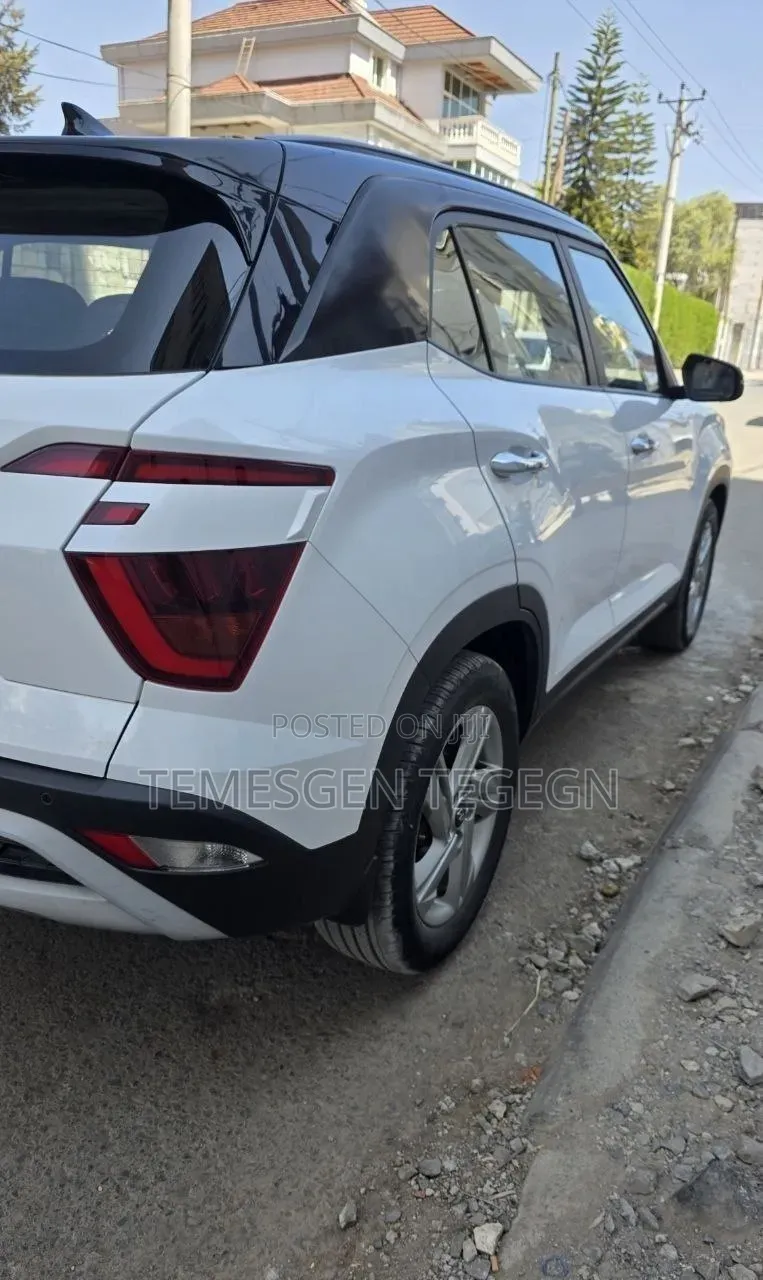 Hyundai Creta 2022 White