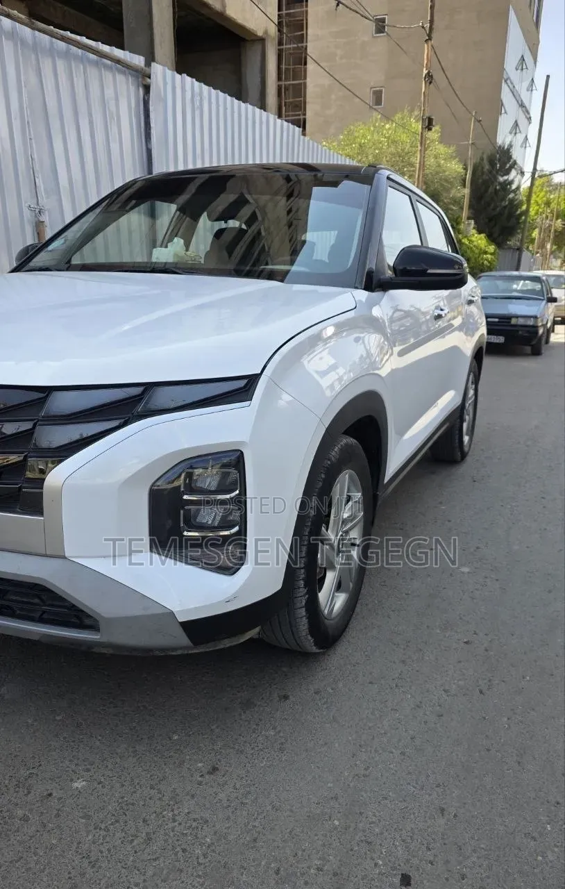 Hyundai Creta 2022 White