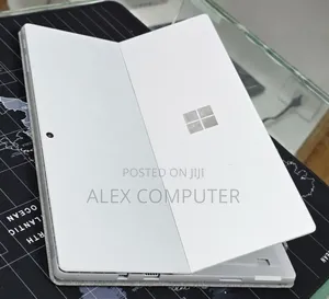 New Laptop Microsoft Surface Pro 6 8GB Intel Core i5 SSD 256GB