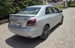 Toyota Yaris 2010