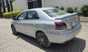 Toyota Yaris 2010
