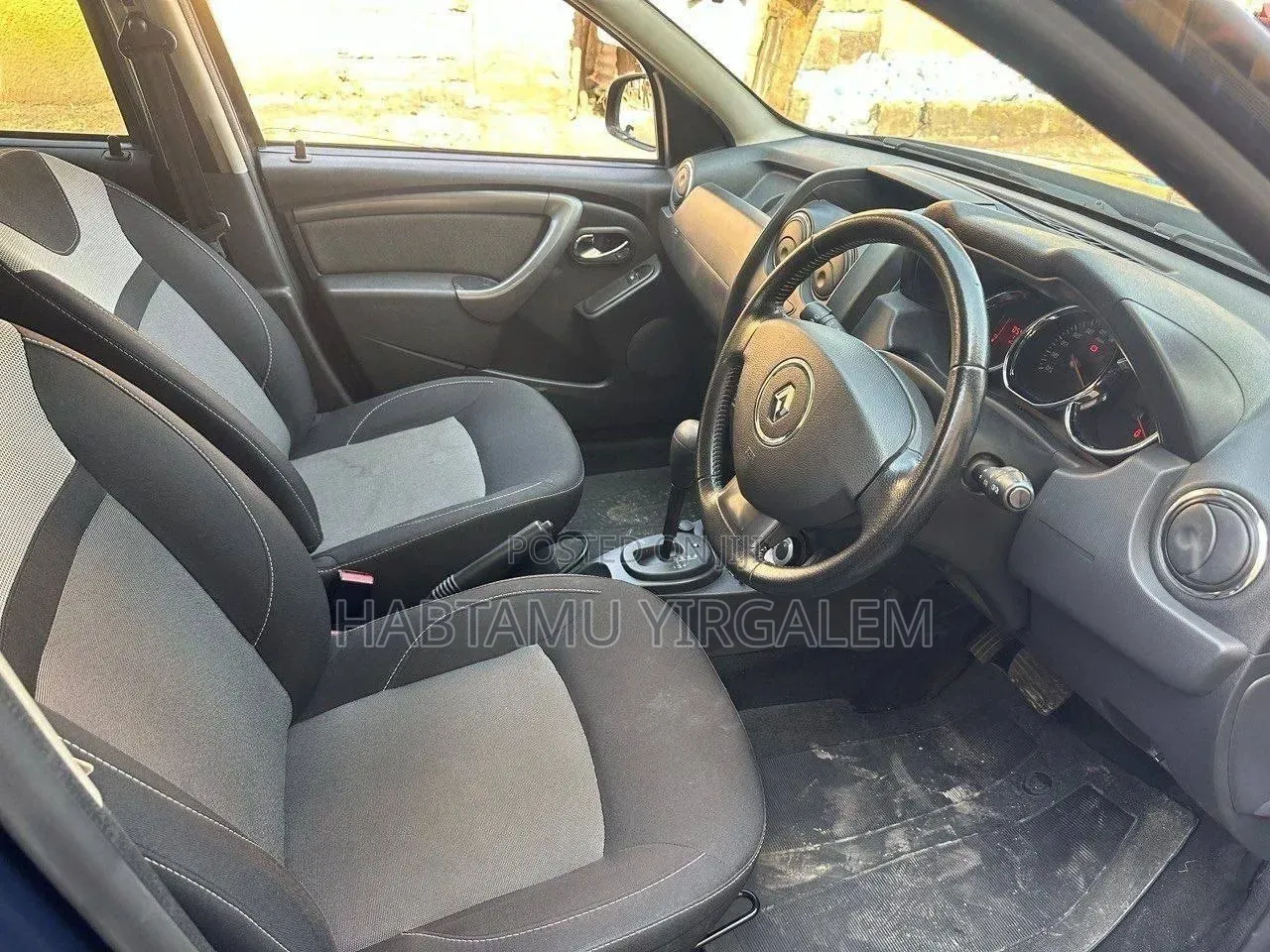 Renault Duster 2017 Blue