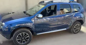 Renault Duster 2017 Blue