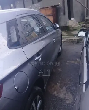 BYD E2 43 kWh 94 hp FWD 2025 Gray