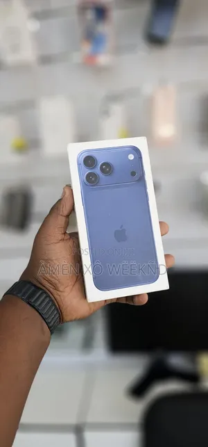 New Apple iPhone 17 Pro Max 256 GB Blue