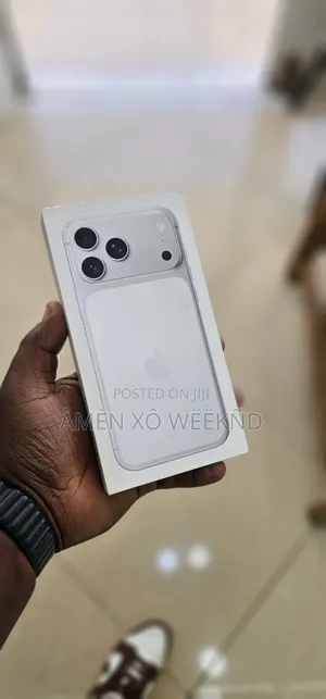 New Apple iPhone 17 Pro Max 512 GB White