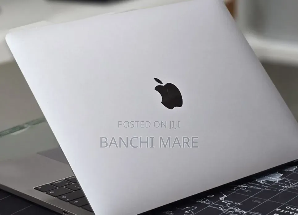New Laptop Apple MacBook Pro 2019 16GB Intel Core i7 SSD 1T