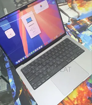 New Laptop Apple MacBook Pro 2021 M1 32GB Apple M1 Pro SSD 1T