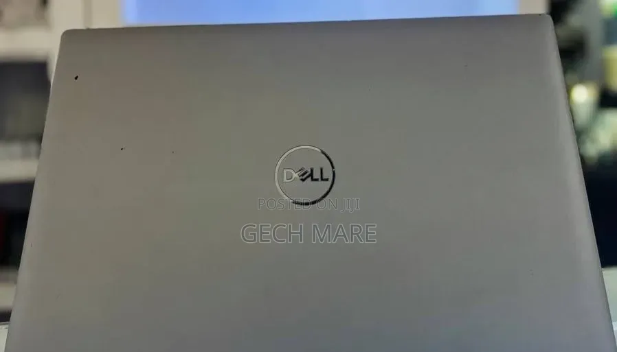 New Laptop Dell Latitude 5310 16GB Intel Core i7 SSD 512GB