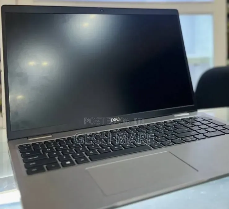 New Laptop Dell Latitude 5310 16GB Intel Core i7 SSD 512GB