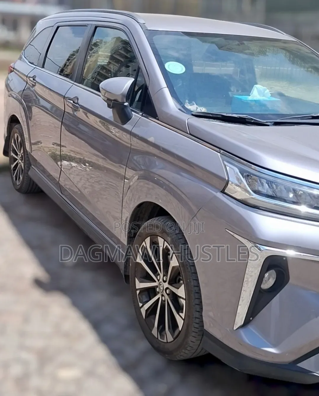 Toyota Veloz 1.5 CVT FWD 2023 Gray