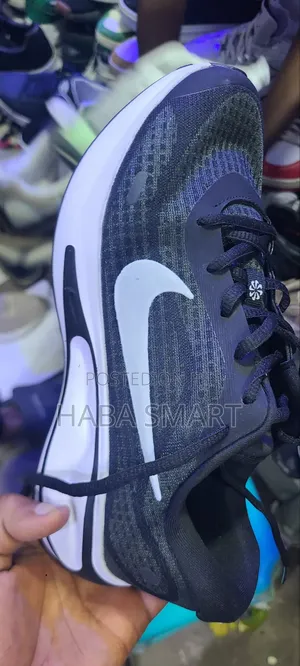 Nike Journey Run
