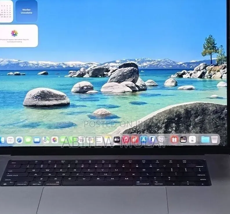 New Laptop Apple MacBook Pro 2021 M1 16GB Apple M1 Pro SSD 512GB
