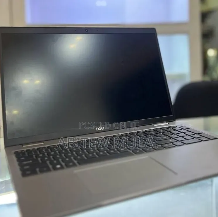 New Laptop Dell Latitude 15 5000 16GB Intel Core i7 SSD 512GB