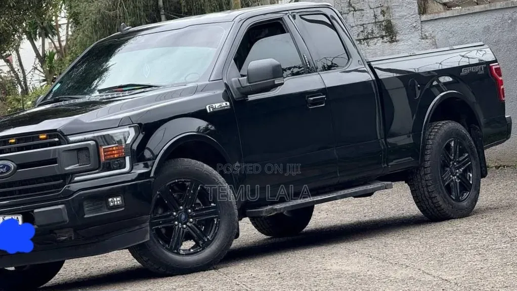 Ford F-150 2020 Black