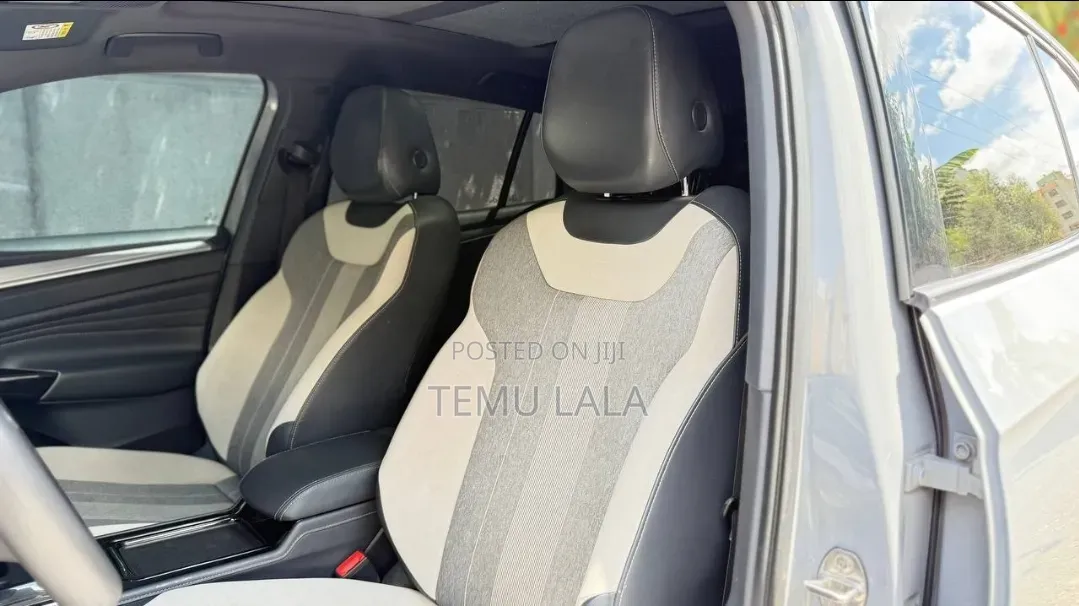 Volkswagen ID.4 2022 Silver