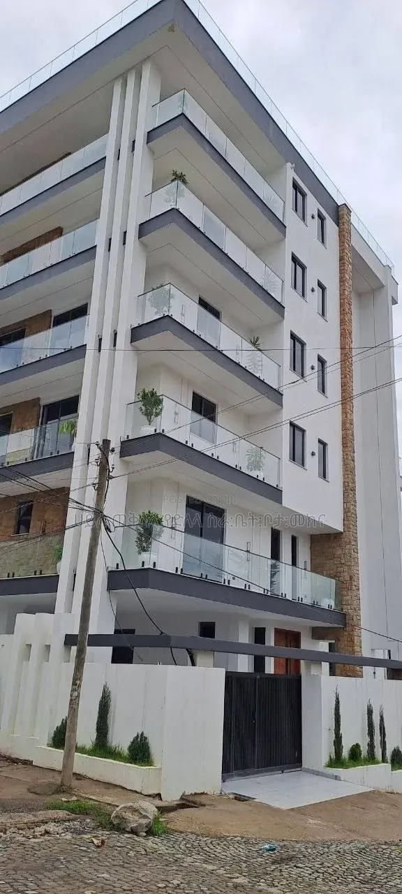 Furnished 5bdrm Apartment in Cmc Area, Yeka for sale