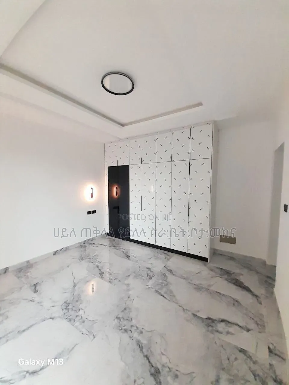 Furnished 5bdrm Apartment in Cmc Area, Yeka for sale
