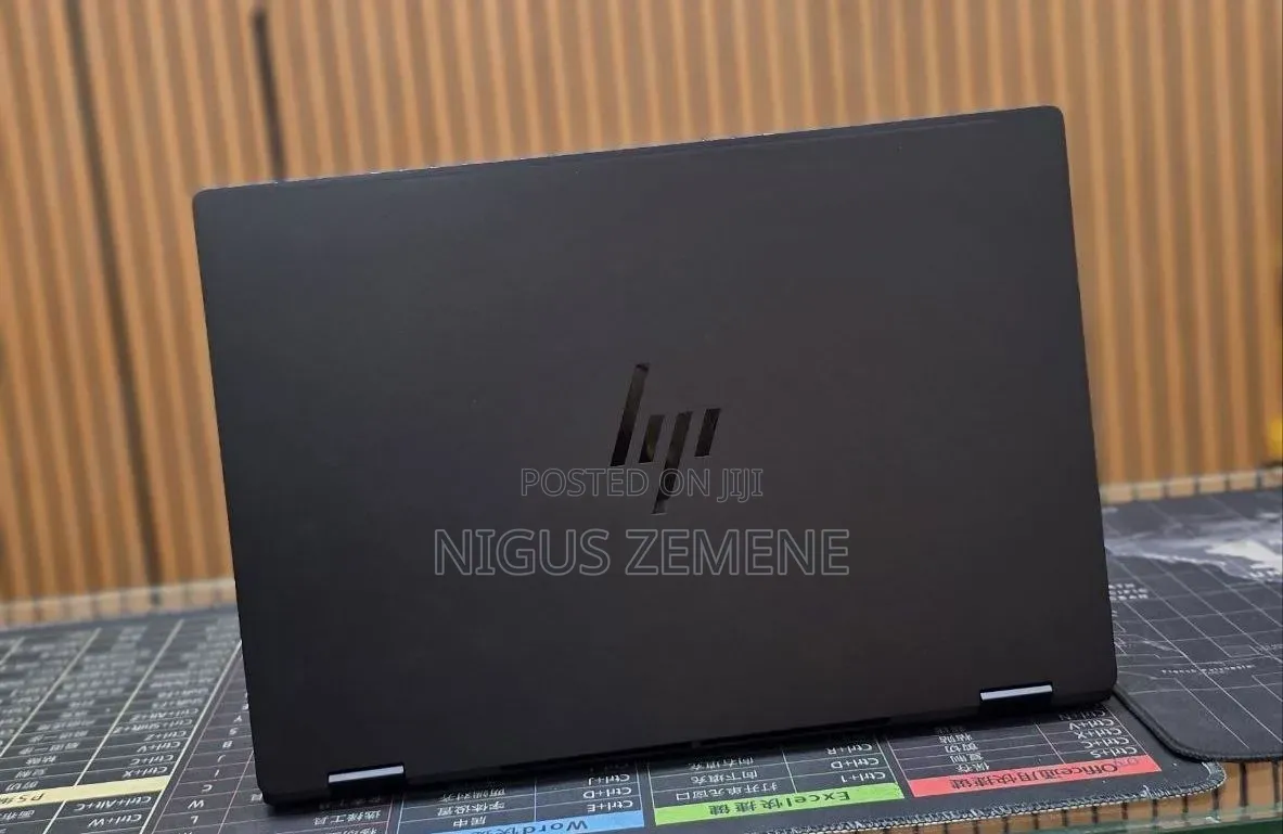 New Laptop HP OmniBook Ultra Flip 16" 32GB Intel Core Ultra 9 SSD 2T