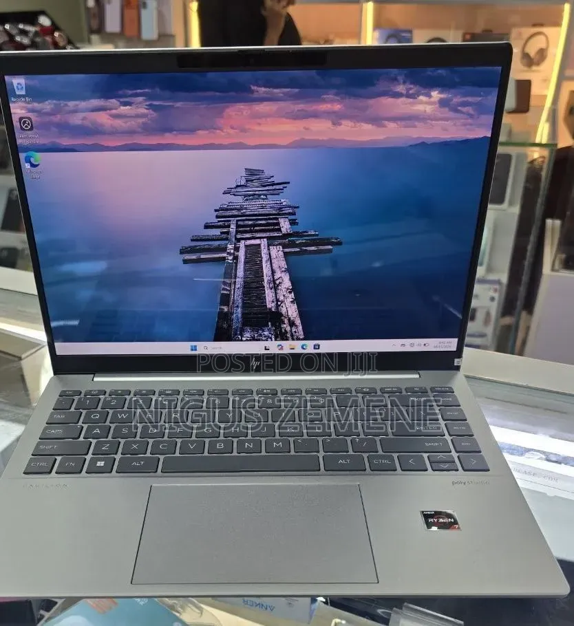 New Laptop HP Pavilion 15 32GB AMD Ryzen 7 SSD 1T