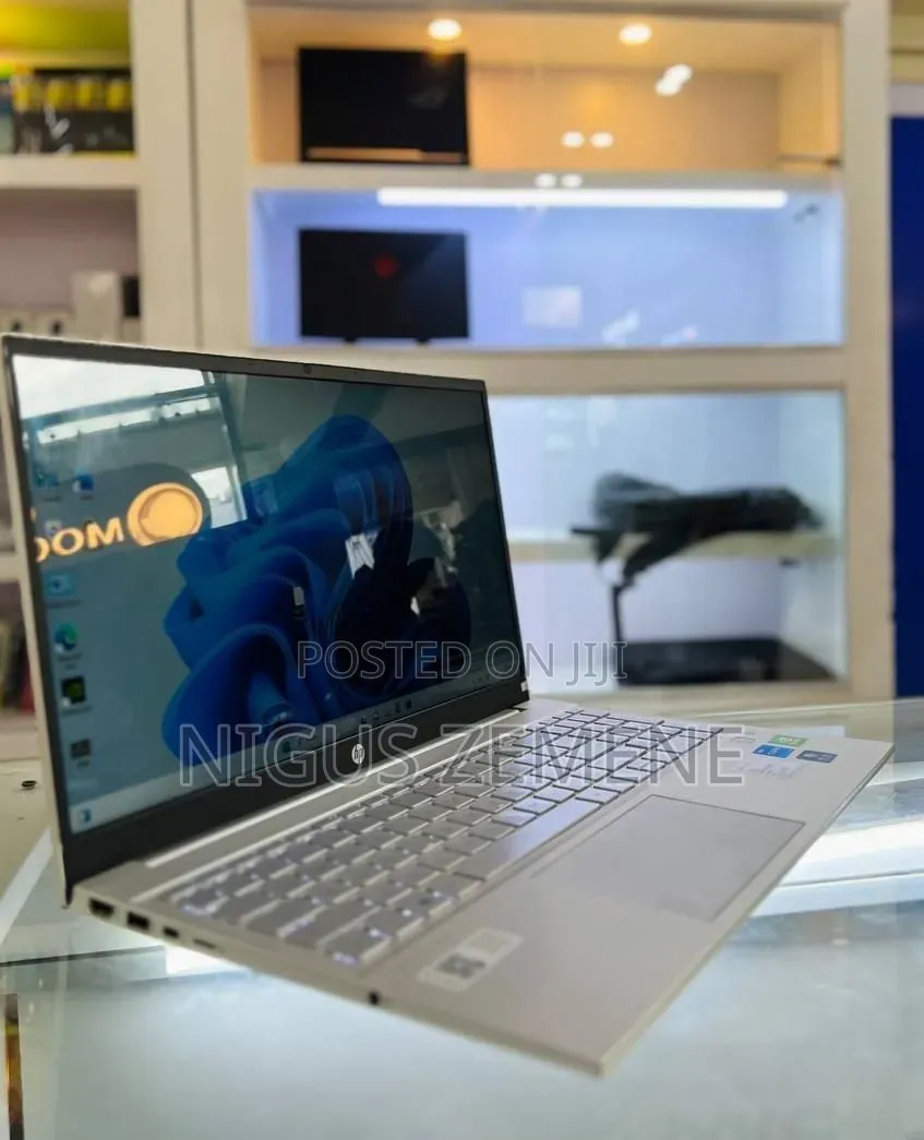 New Laptop HP Pavilion 14 16GB Intel Core i5 SSD 512GB