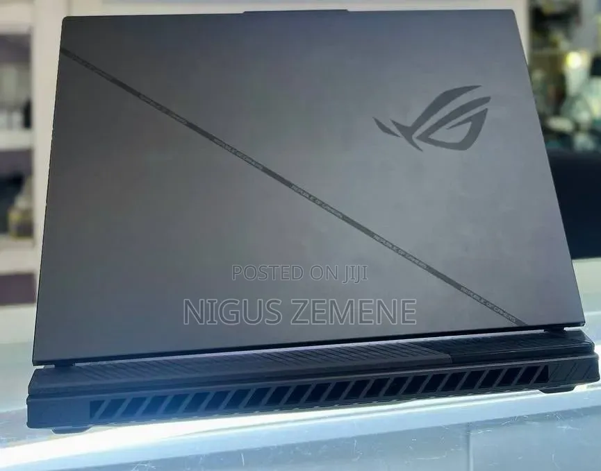 New Laptop Asus ROG Strix G15 16GB Intel Core i9 SSD 1T