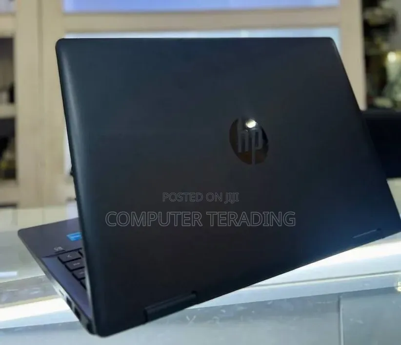 New Laptop HP Pavilion 15 8GB Intel Core i3 SSD 256GB
