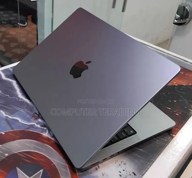 New Laptop Apple MacBook Pro 2021 M1 32GB Apple M1 Pro SSD 512GB
