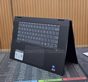New Laptop HP OmniBook Ultra Flip 16" 32GB Intel Core Ultra 9 SSD 2T