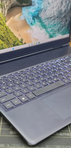 New Laptop Dell Alienware Aurora 16 16GB Intel Core Ultra 7 SSD 1T