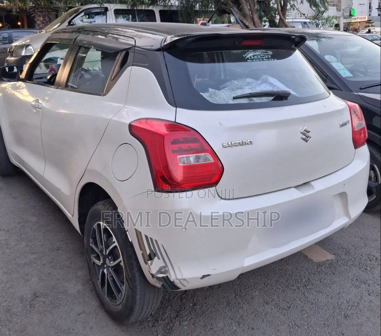 Suzuki Swift 2022 White