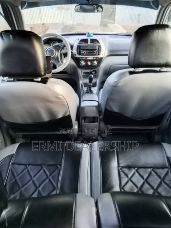 Toyota RAV4 2002 Silver