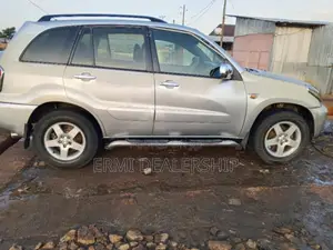 Toyota RAV4 2002 Silver