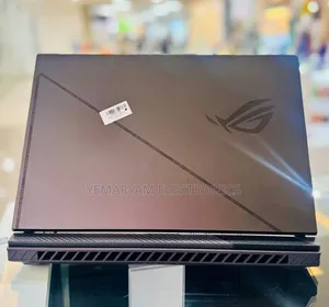 New Laptop Asus ROG Strix G16 16GB Intel Core i7 SSD 1T