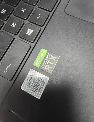 New Laptop MSI Creator 17 B11UH-416 16GB Intel Core i7 SSD 512GB