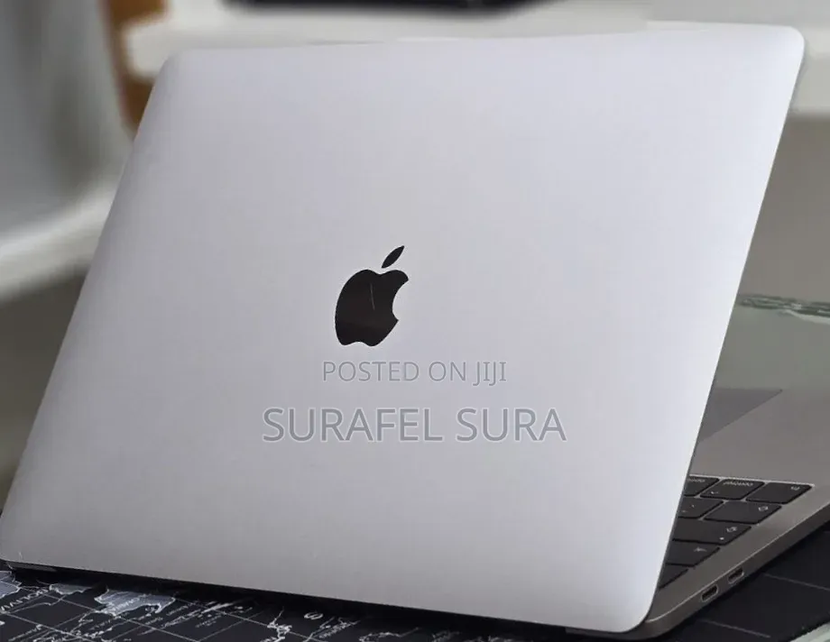 New Laptop Apple MacBook Pro 2019 16GB Intel Core i7 SSD 1T