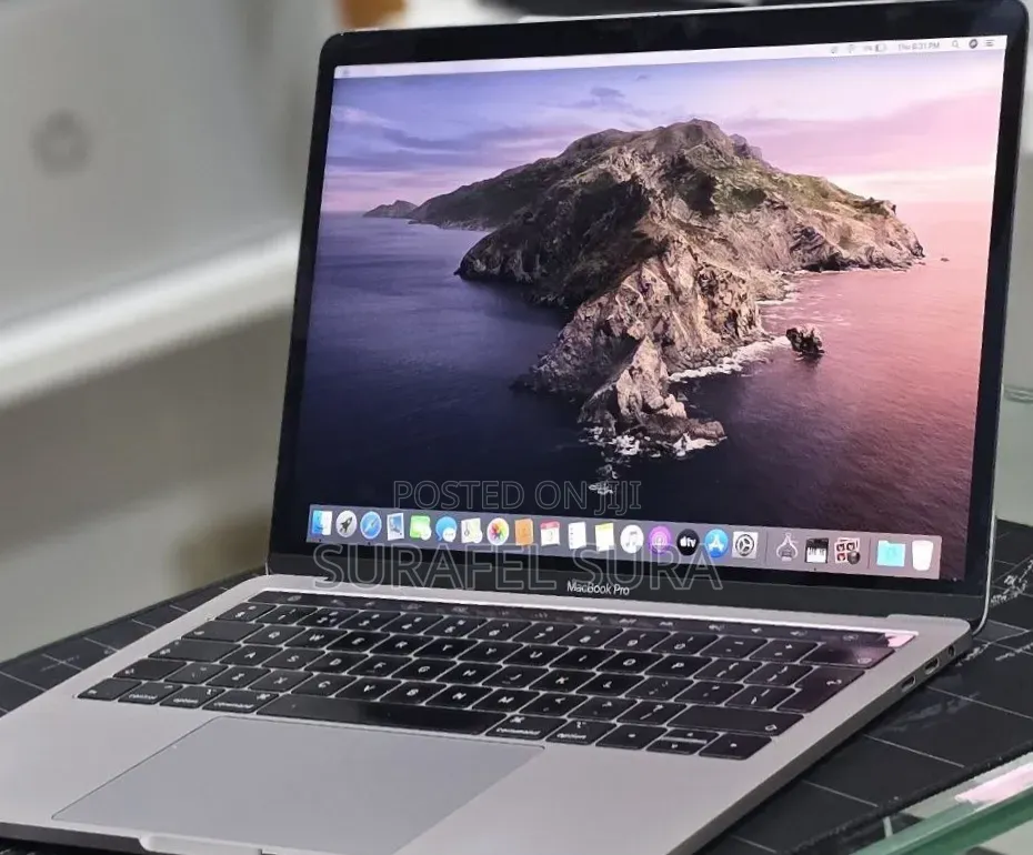 New Laptop Apple MacBook Pro 2019 16GB Intel Core i7 SSD 1T