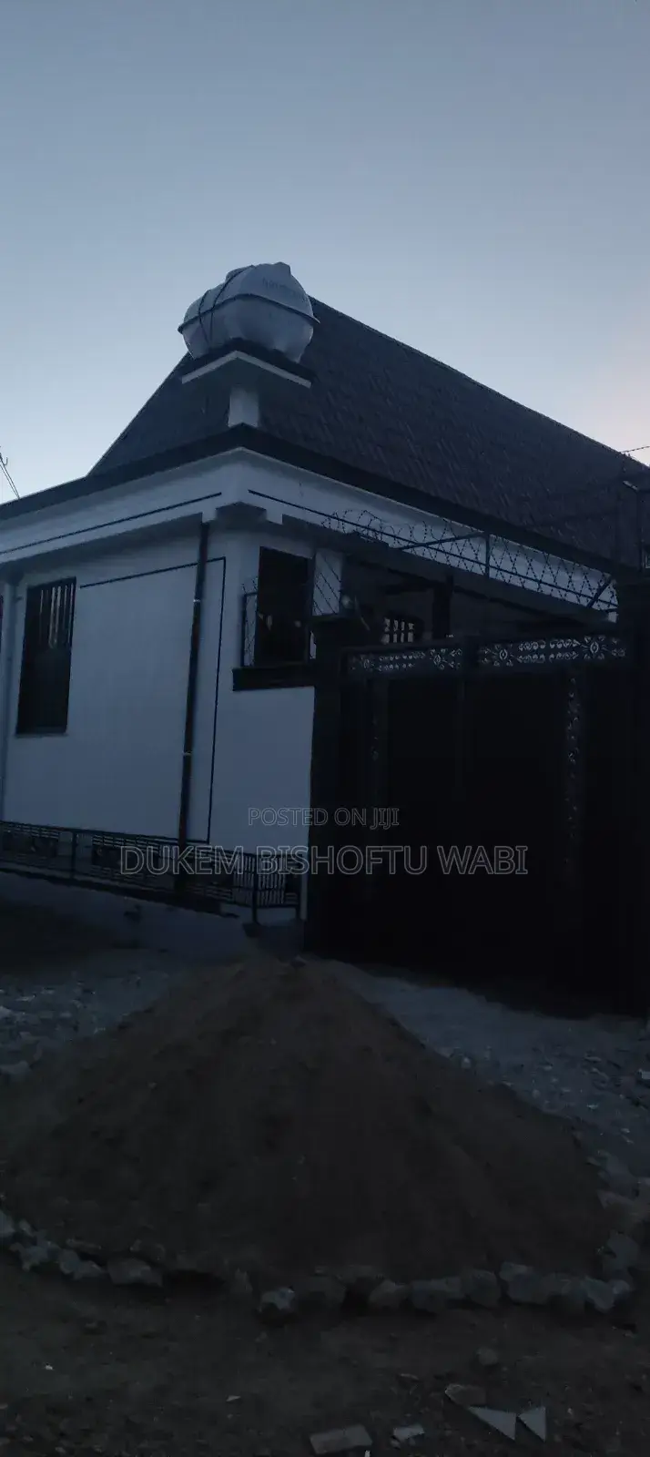Furnished 8bdrm Villa in Bishoftu Dukem, East Shewa for sale