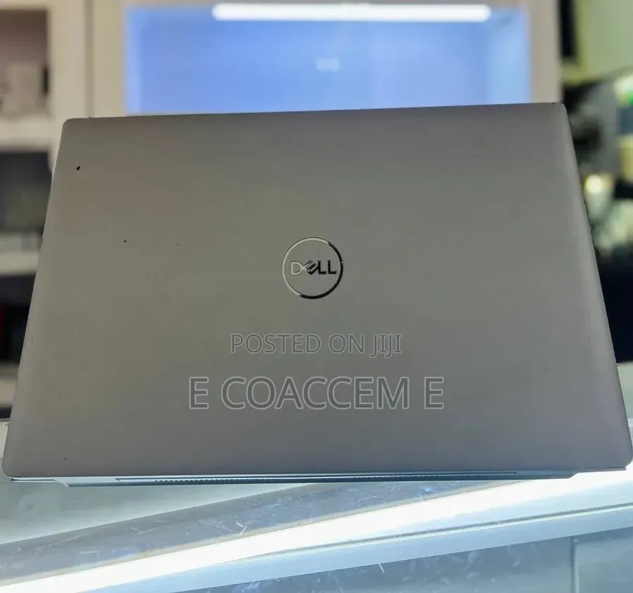 New Laptop Dell Latitude 15 3560 16GB Intel Core i7 SSD 512GB